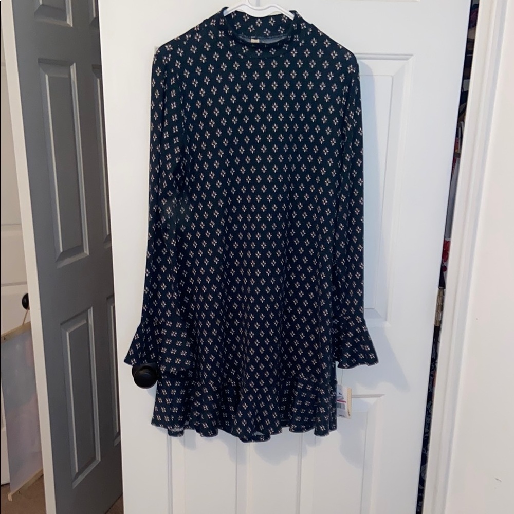 Emerald Patterned Long Sleeve Dress